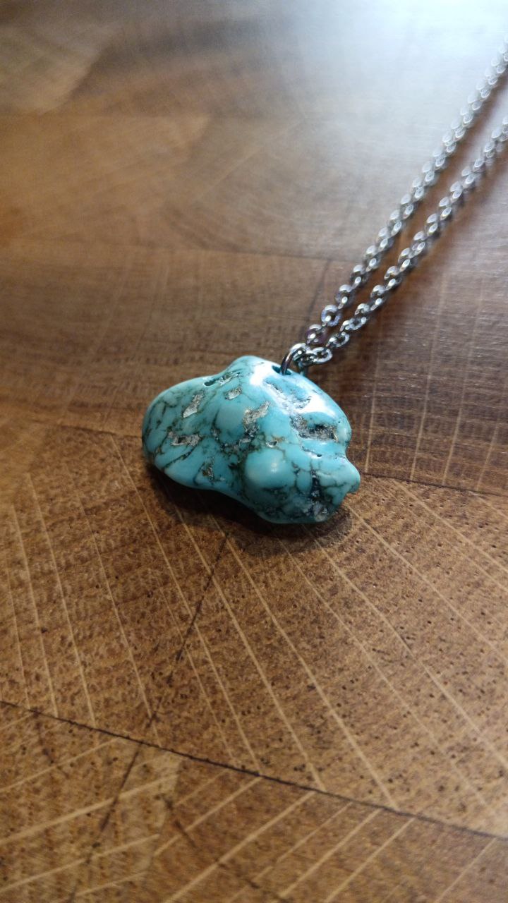 Collana pietra Magnesite grezza (tinta)