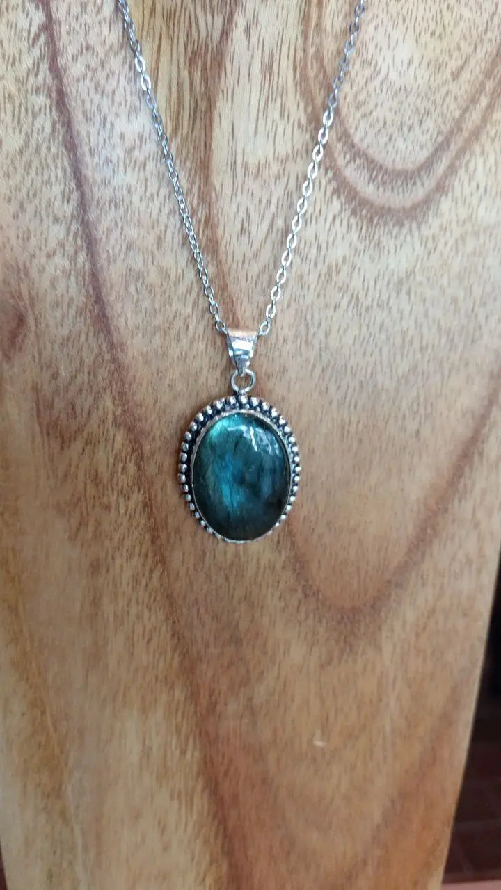 Corona in Labradorite