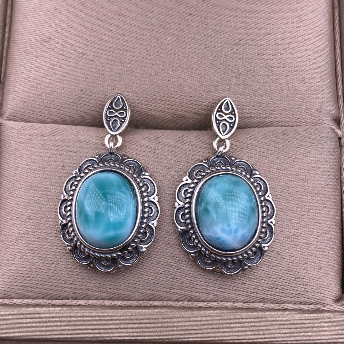 Orecchini Onda Corona di Larimar 925