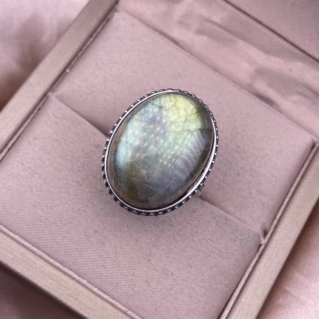 Anello in Labradorite Bolla 925
