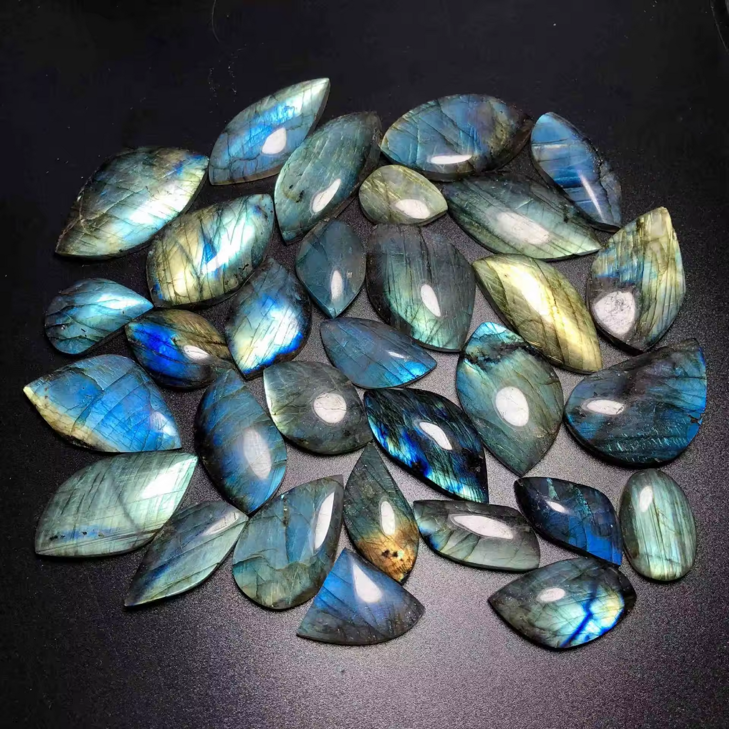 Labradorite Burattata