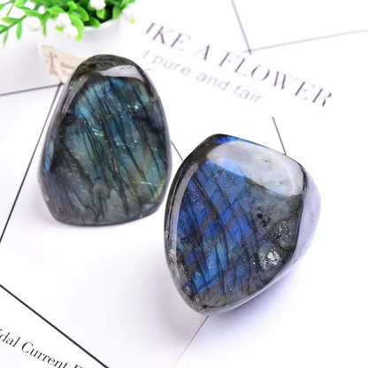 Labradorite Semilavorata