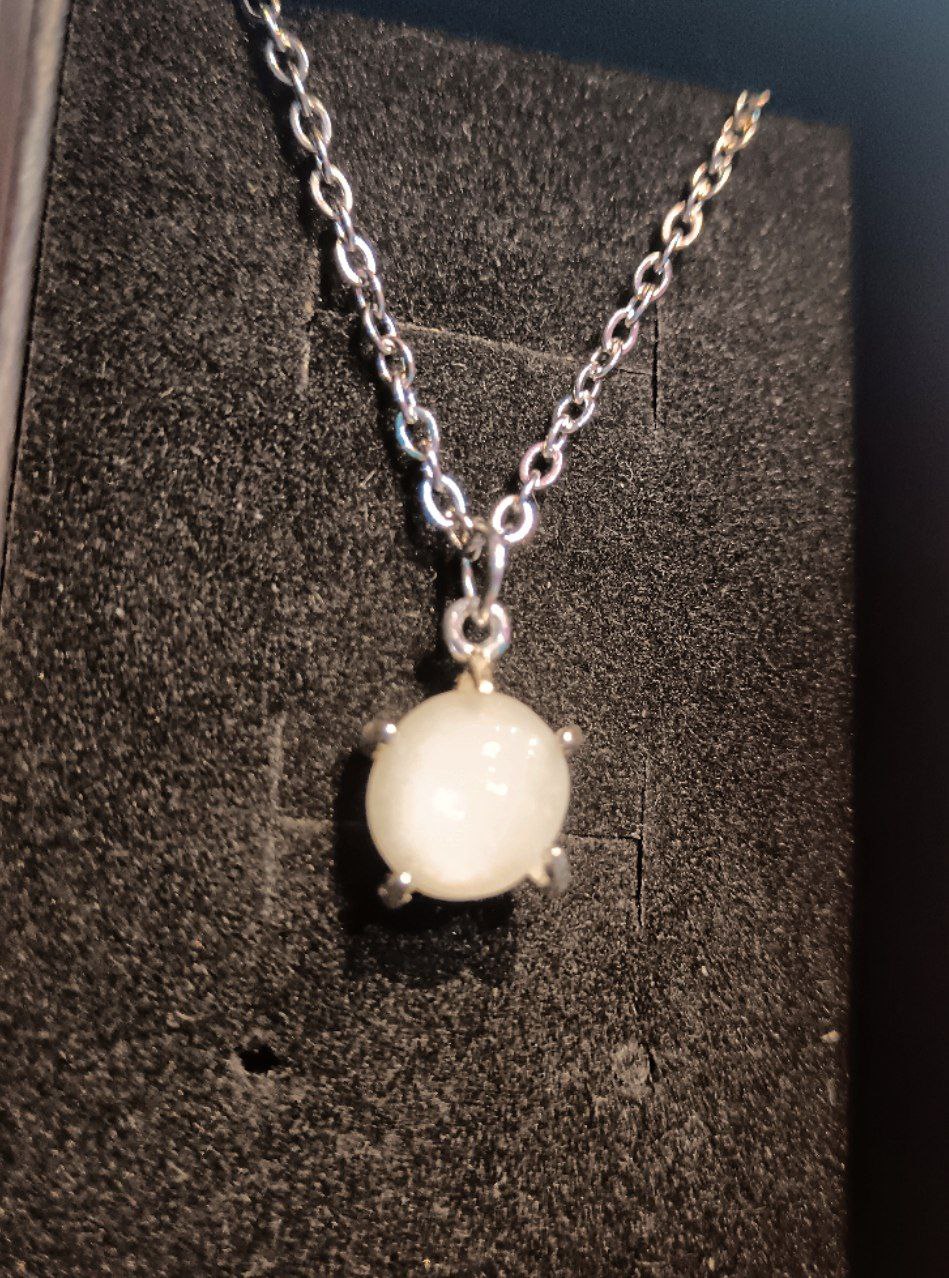 Delicata Pietra di luna