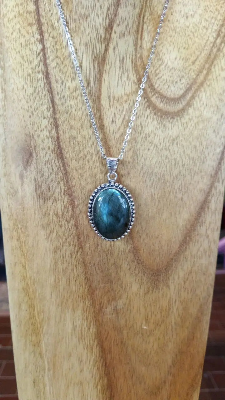 Corona in Labradorite