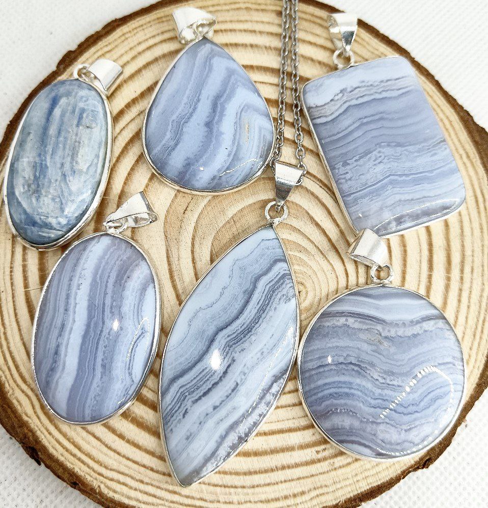 Agata pizzo Blu - La Voce della Verità Gentile