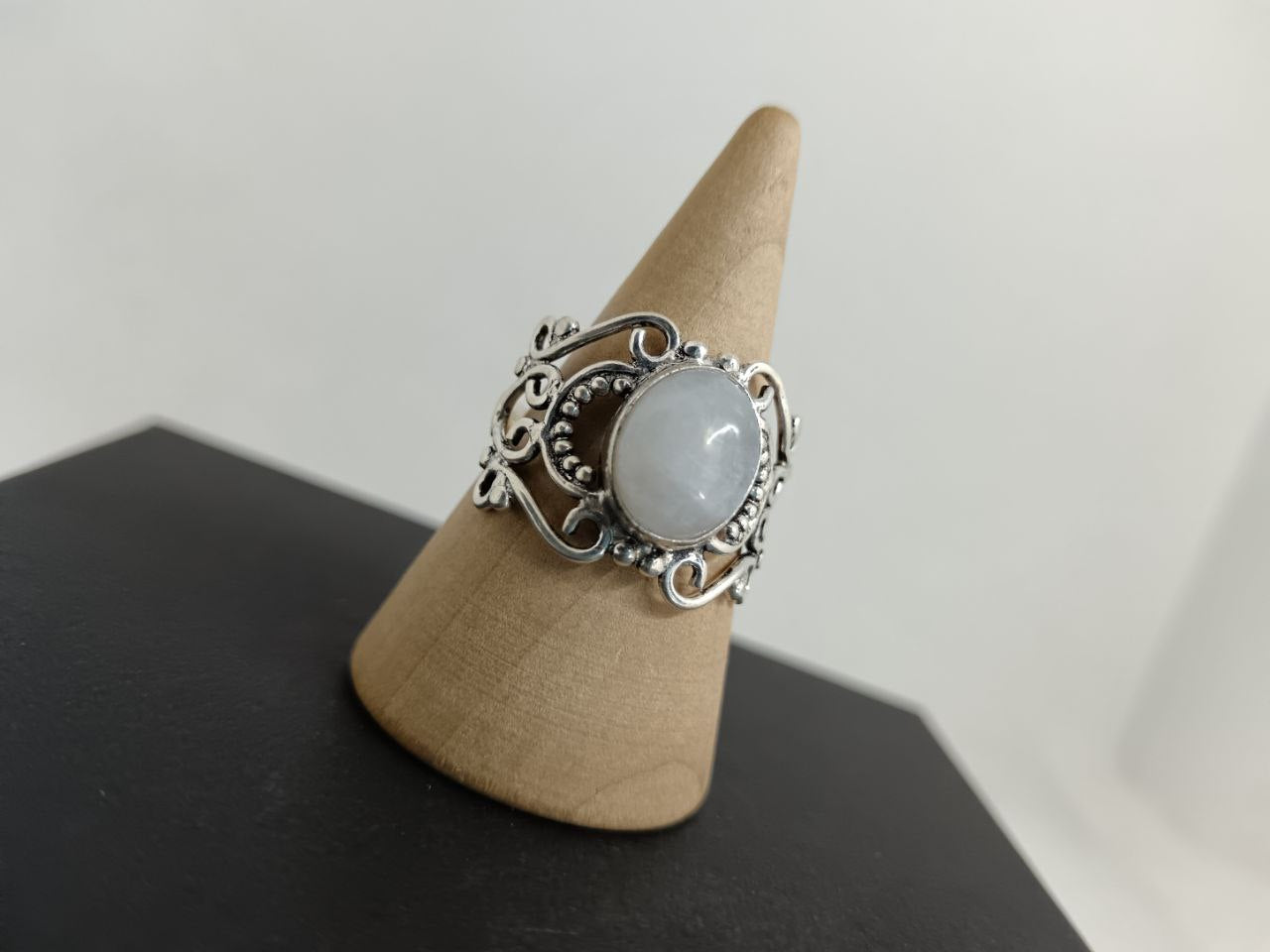 Anello in Labradorite bianca- Occhio di drago 925