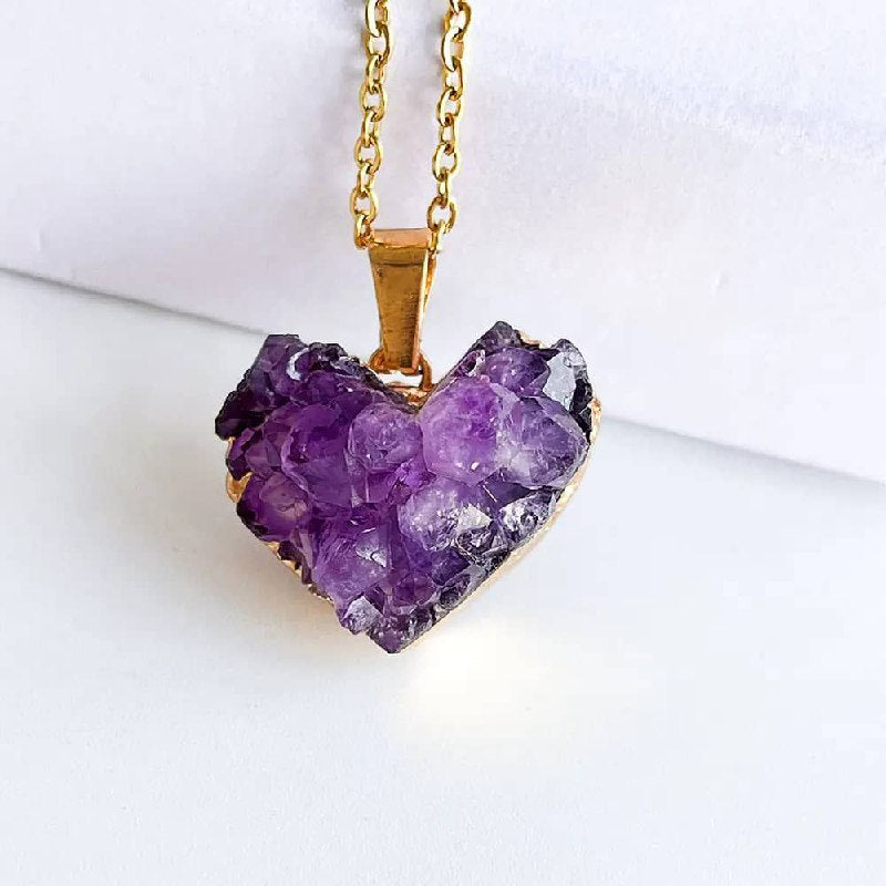 Cuore di Akasha: collana con cuore di Ametista