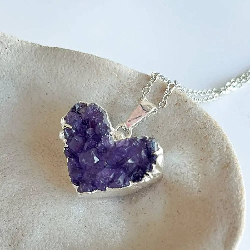 Cuore di Akasha: collana con cuore di Ametista