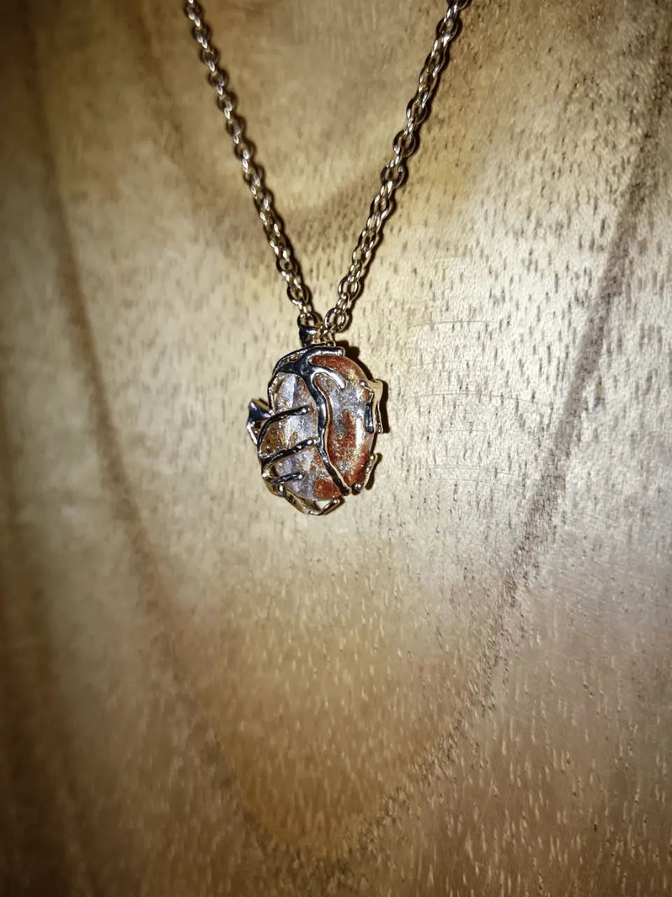 Cuore Pulsante in Pietra del Sole