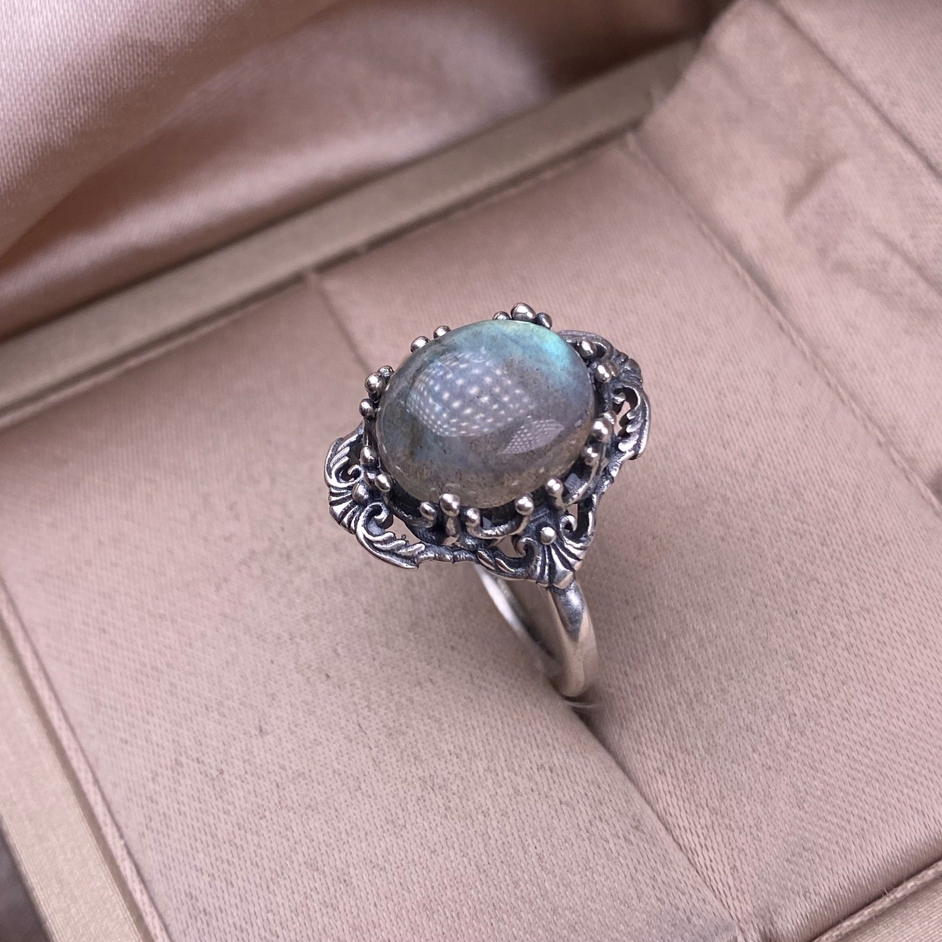 Anello in Labradorite Re 925