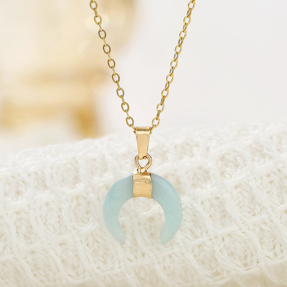 Luna intagliata in Amazonite