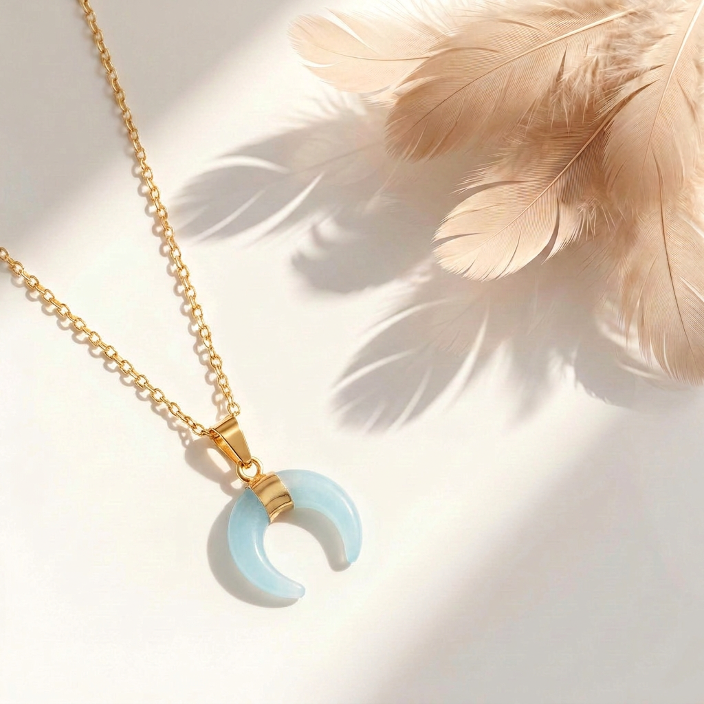 Luna intagliata in Amazonite