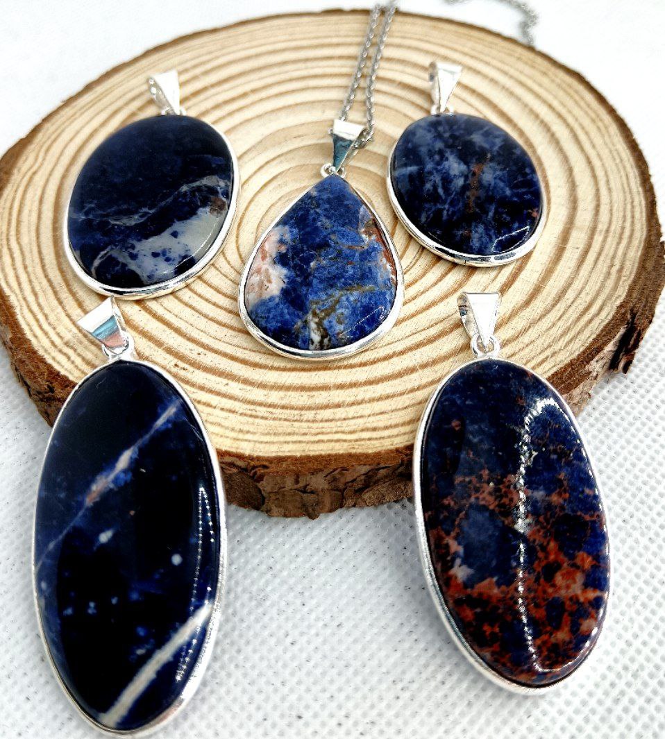 Collana Sodalite – La pietra della mente illuminata